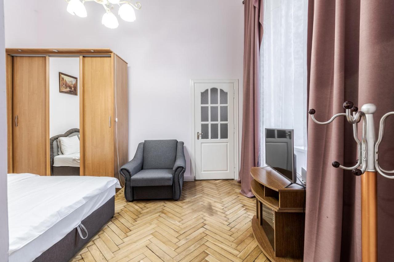 Striltsiv Apartment Leopoli Esterno foto