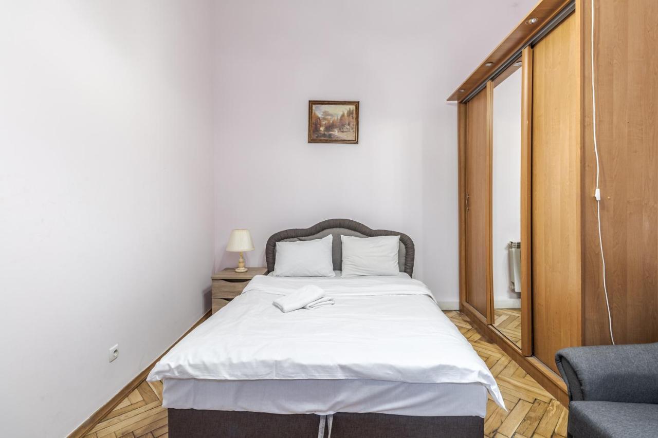 Striltsiv Apartment Leopoli Esterno foto
