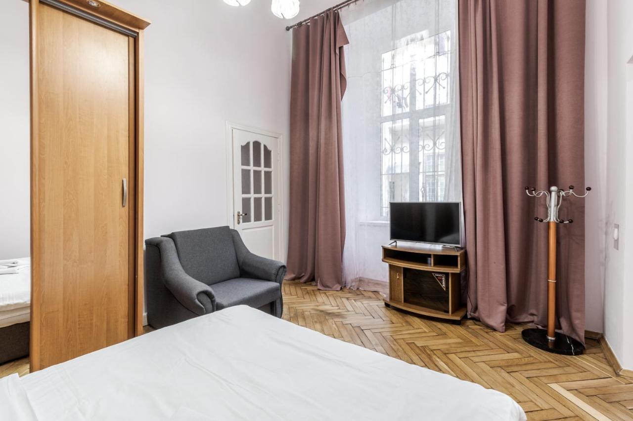 Striltsiv Apartment Leopoli Esterno foto