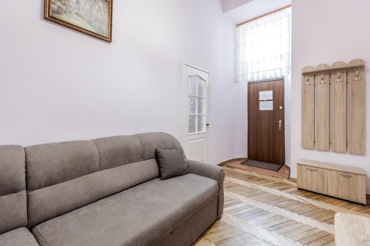 Striltsiv Apartment Leopoli Esterno foto